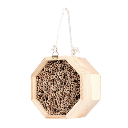 Maison en bois hexagonale pour abeilles