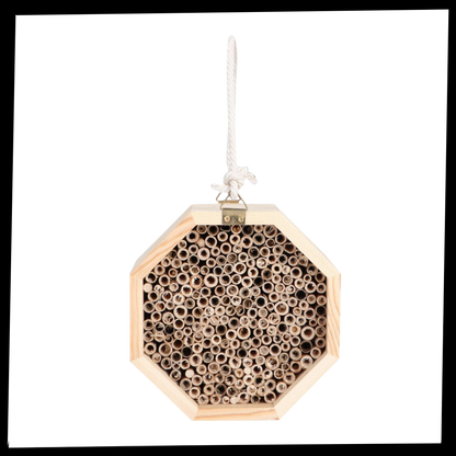 Maison en bois hexagonale pour abeilles