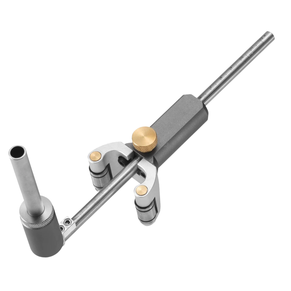 Outil de traçage à double fonction pour le travail du bois